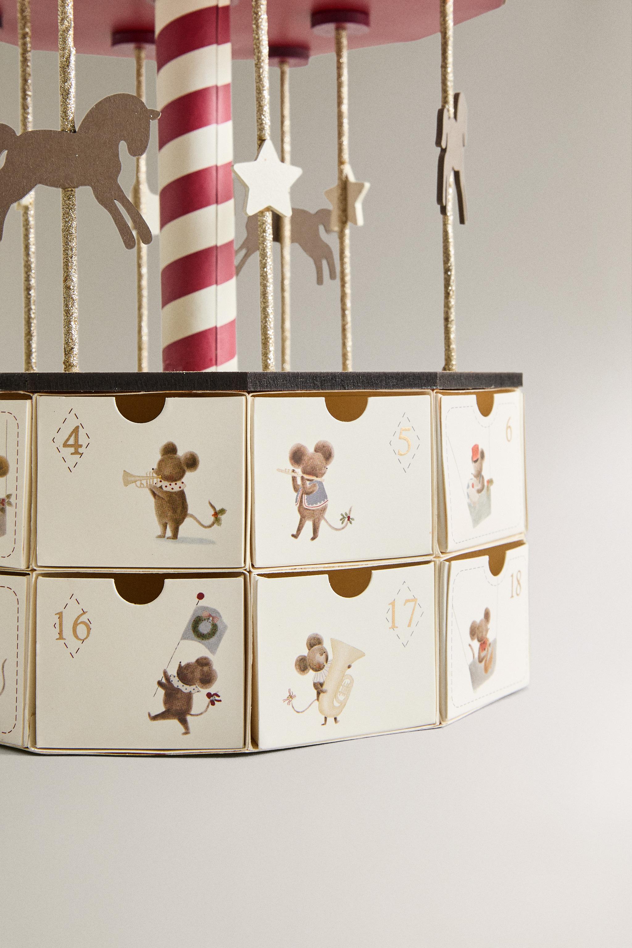 CHRISTMAS CAROUSEL ADVENT CALENDAR