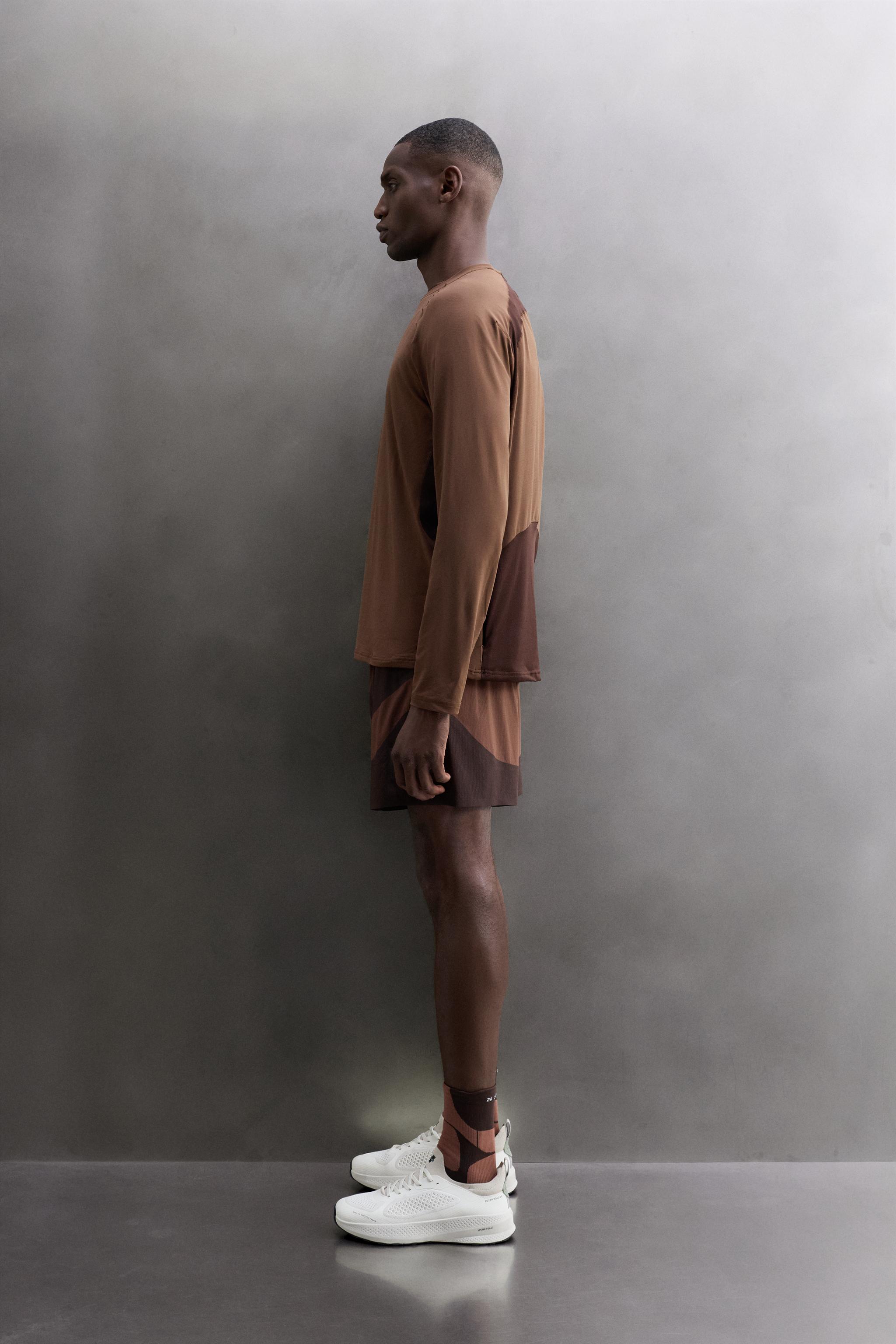 COLOR BLOCK QUARTER-ZIP T-SHIRT
