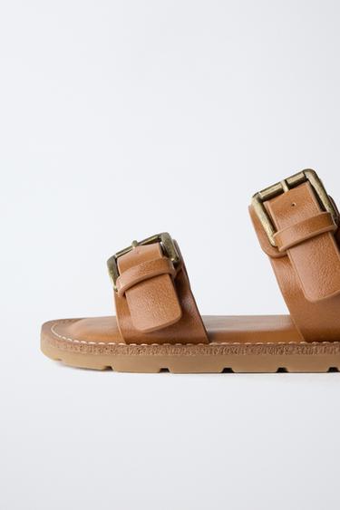 SANDALES À BOUCLES - Marron de Zara - Image 5