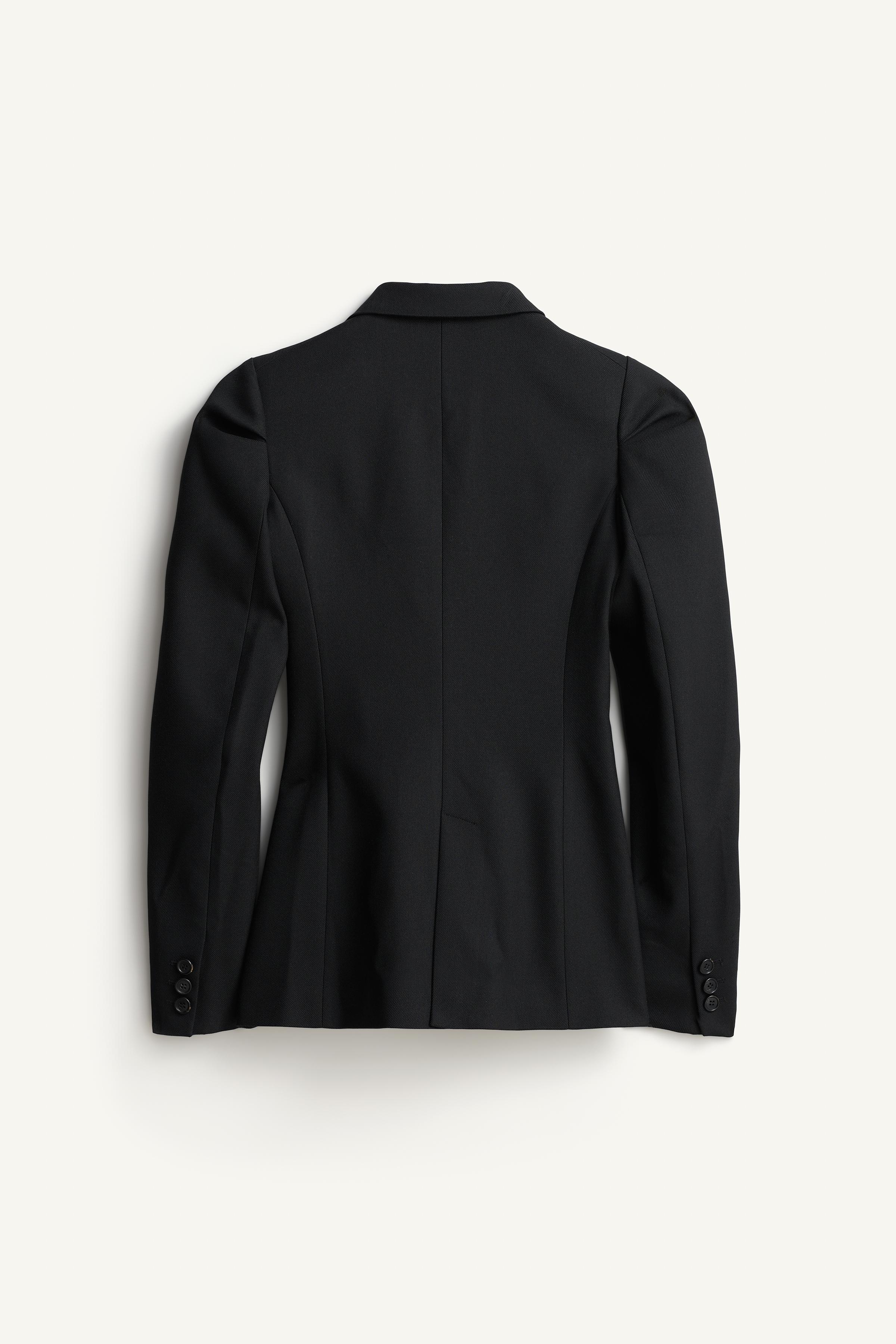 BLAZER AVEC PLIS AUX ÉPAULES ÉDITION LIMITÉE