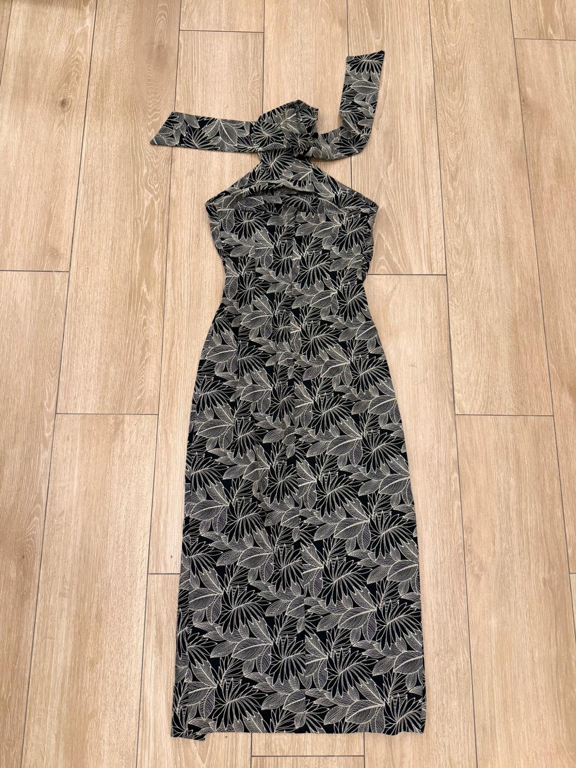 MIDI DRESS WITH EMBROIDERED LEAVES - Image 2