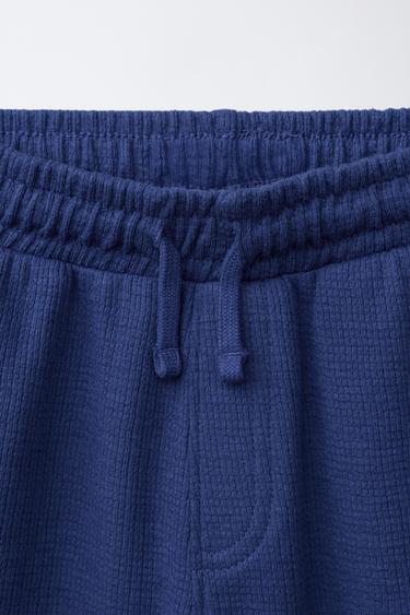 ENSEMBLE T-SHIRT ET SHORT GAUFRÉ ÉTIQUETTE - Bleu roi de Zara - Image 6