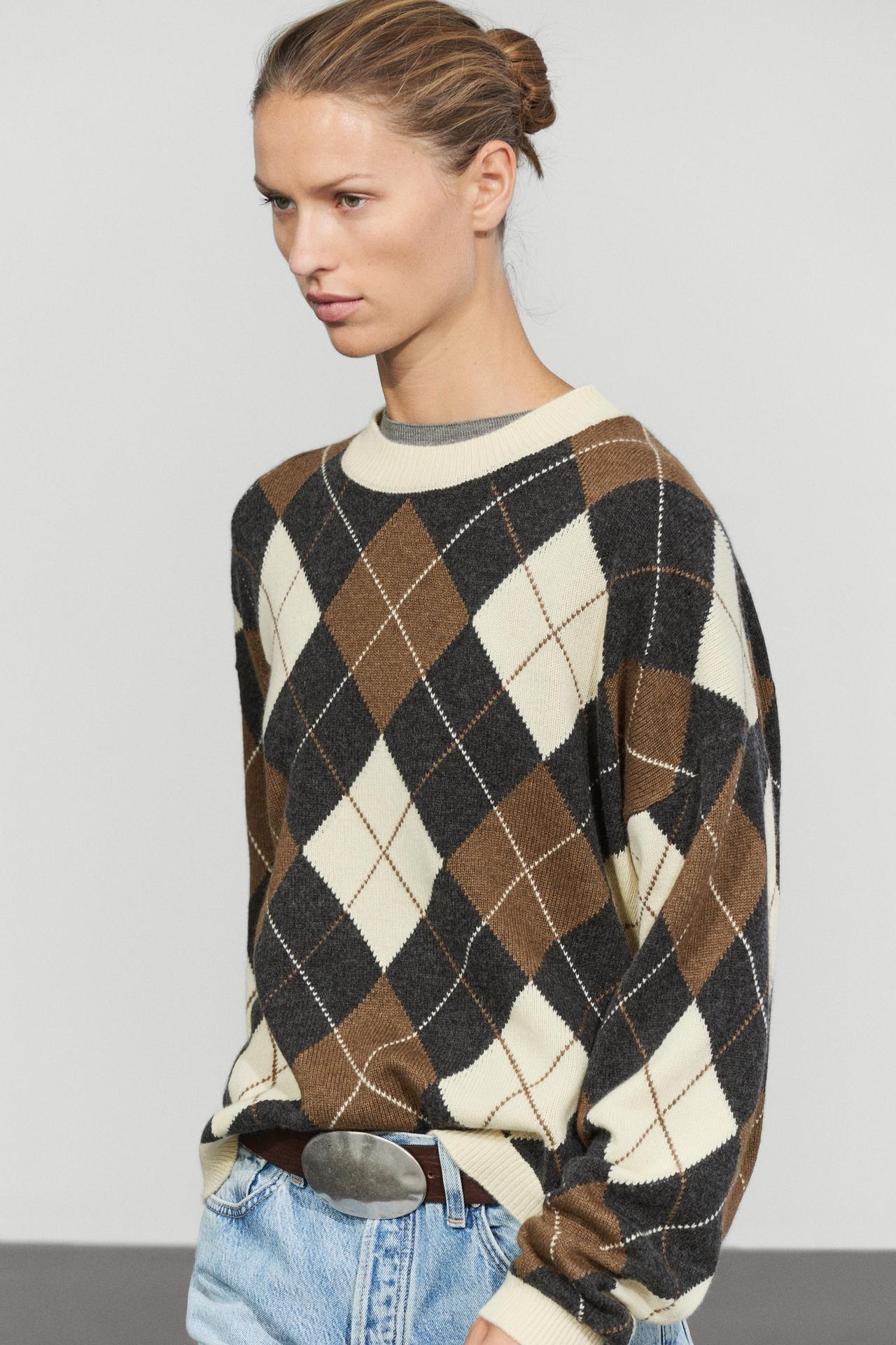 Wool-blend Argyle knit sweater — Ecru