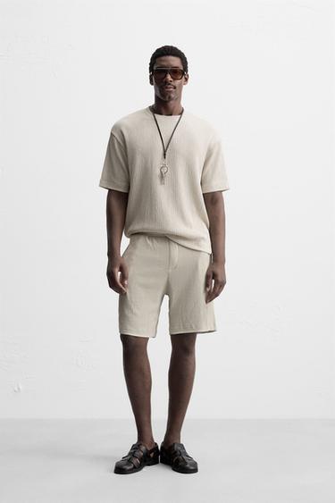 IRREGULAR TEXTURED BERMUDA SHORTS - Light grey by Zara