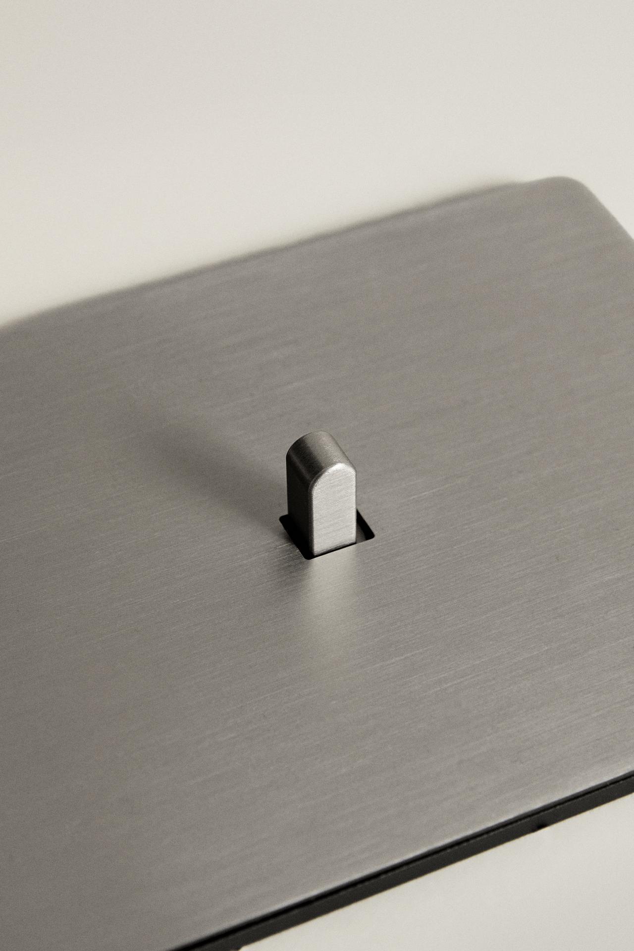 IRON LIGHT SWITCH — Silver