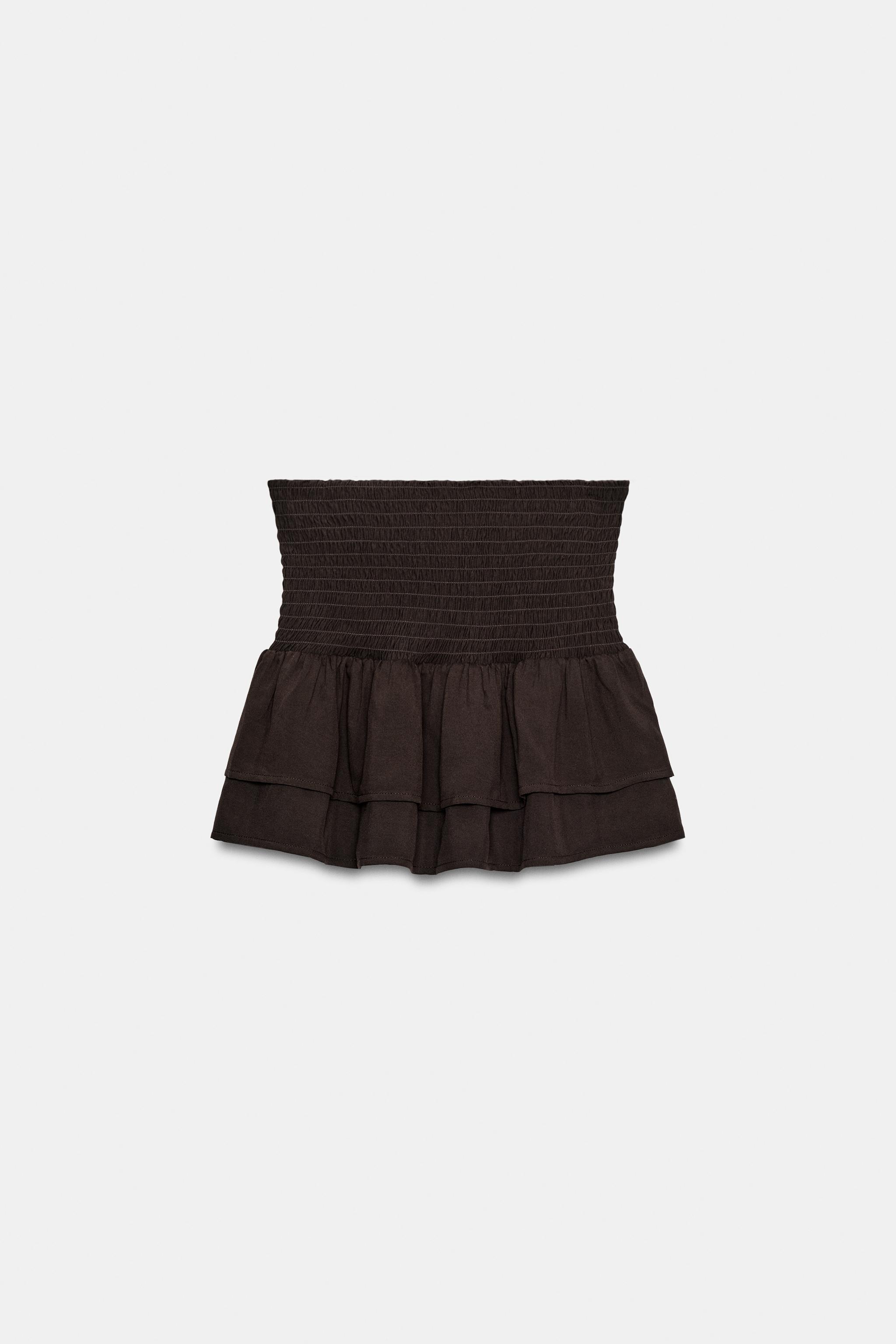 SMOCKED RUFFLE SHORTS