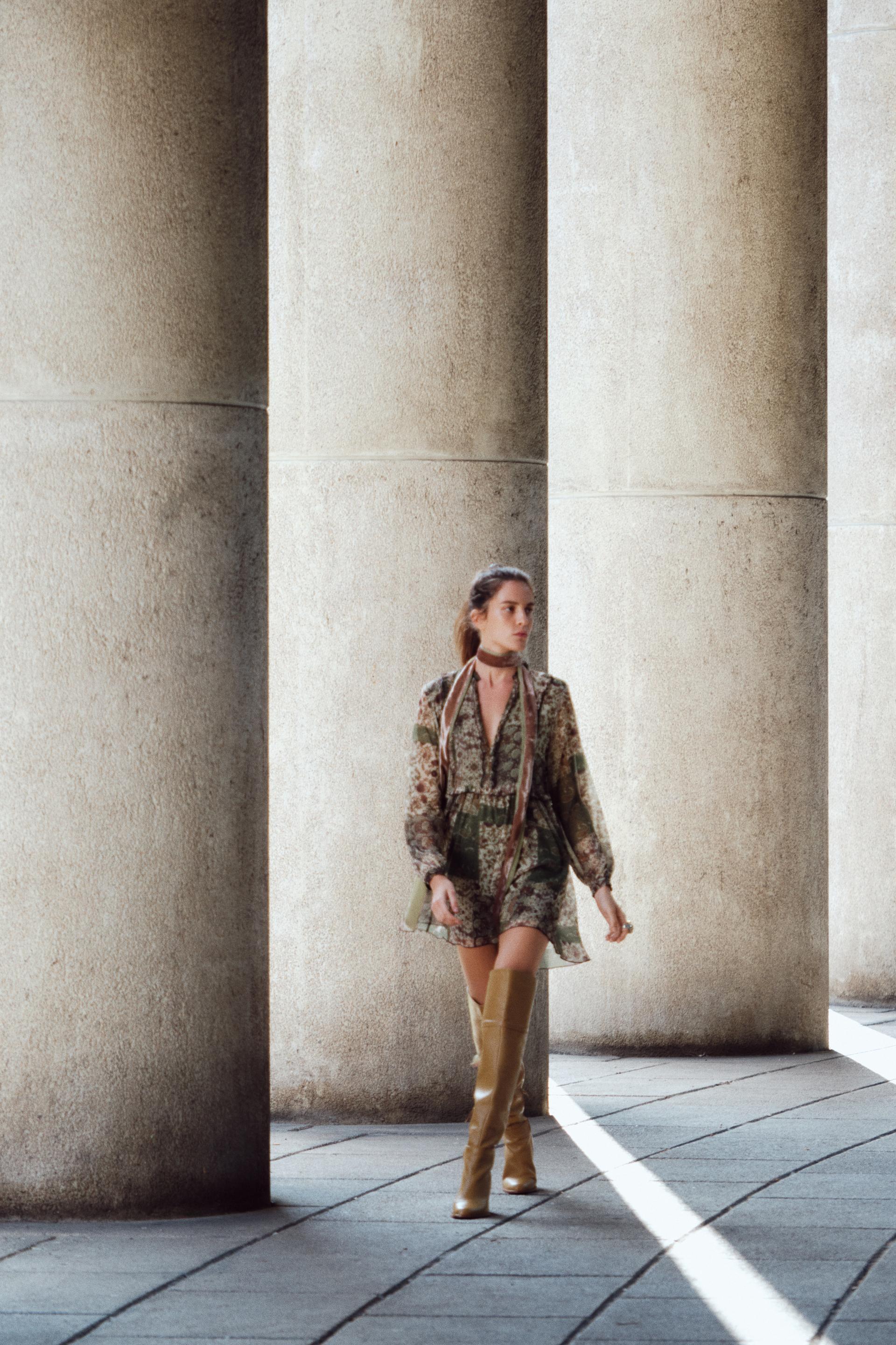 Floral print dress with ruffle zara hotsell