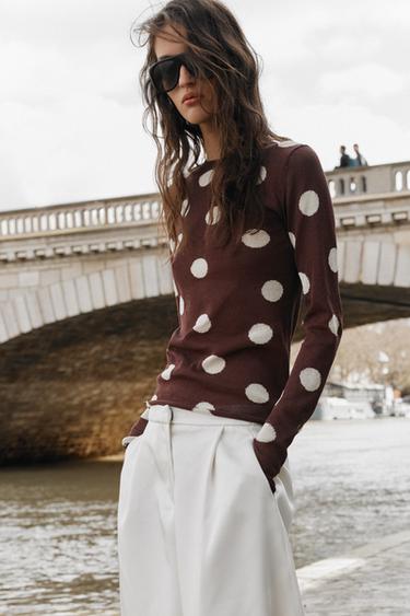TOP EN MAILLE À POIS - Marron / Écru de Zara - Image 2