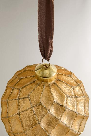 CHRISTMAS TREE BALL DECORATION - Golden by Zara - Image 2