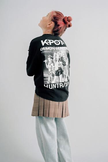 KPOP DEMON HUNTERS™ NETFLIX © PRINT T-SHIRT - Anthracite grey by Zara