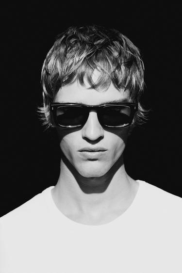 RECTANGULAR SUNGLASSES - Black by Zara