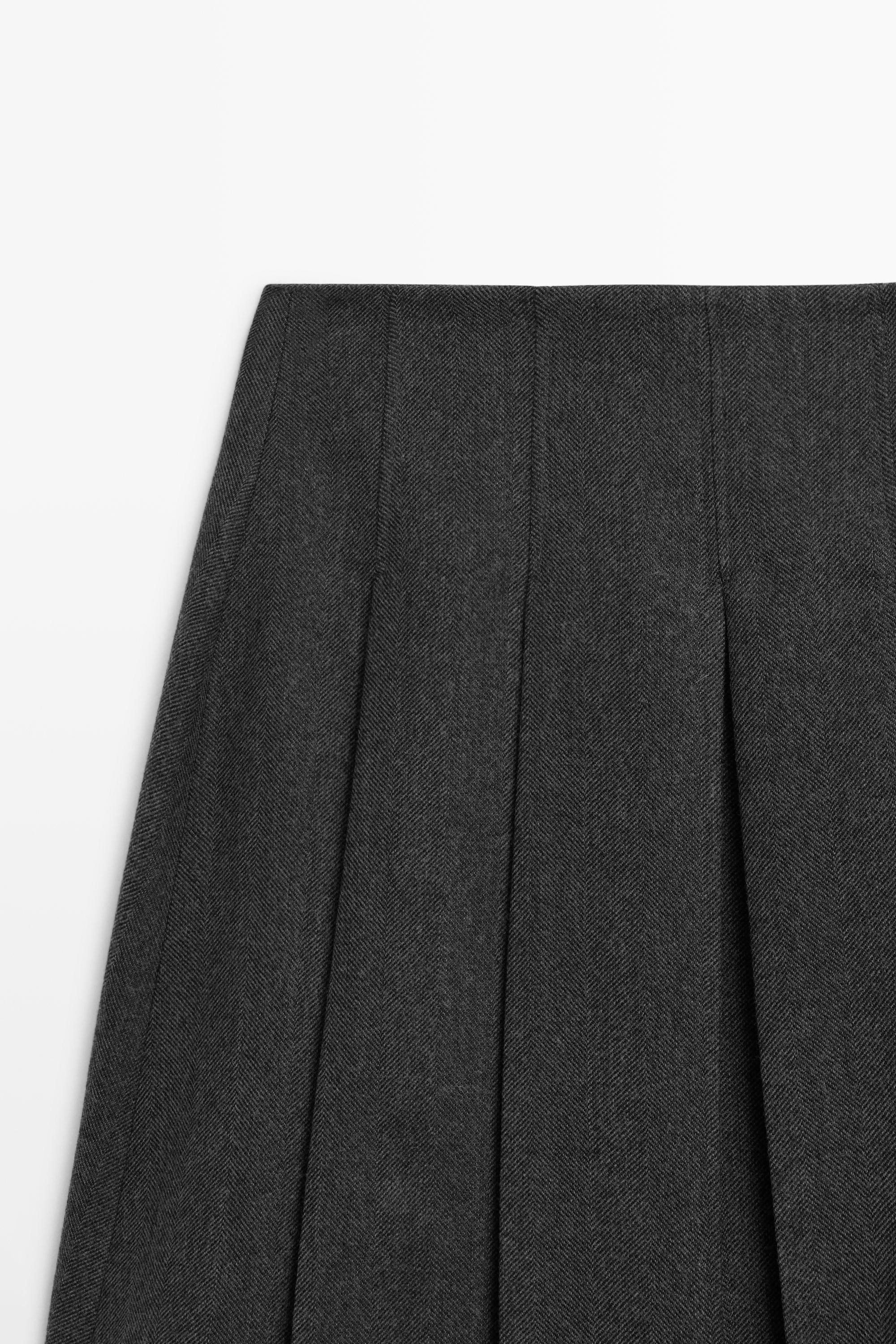 Wool blend pleated skirt