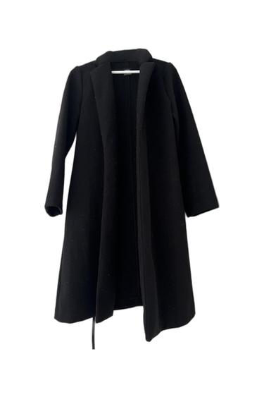 BLACK COAT