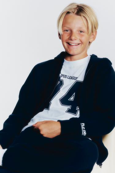 BLUZË ME ZINXHIR BAZË - Blu marinari nga Zara