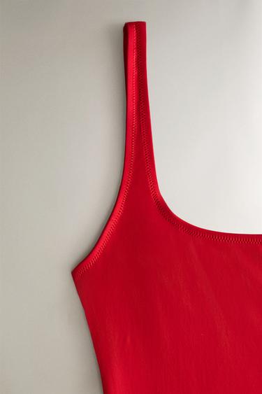 MAILLOT DE BAIN DE PLAGE À BRETELLES LARGES - Rouge de Zara - Image 1
