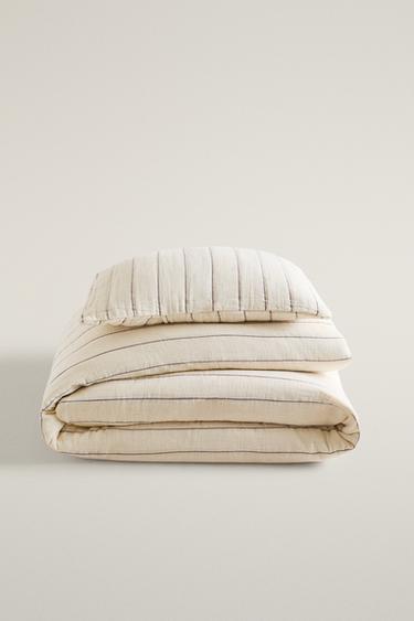 KIDS' REVERSIBLE CHECK AND STRIPE BEDSPREAD - Ecru by Zara - Image 0