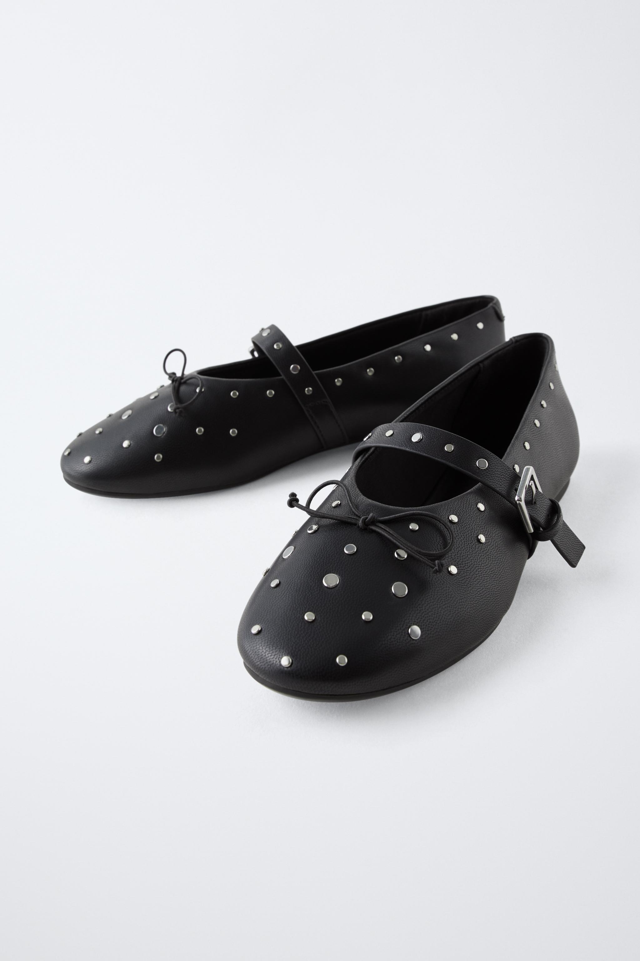 スタッズ付きバレリーナシューズ - ブラック | ZARA Japan / 日本