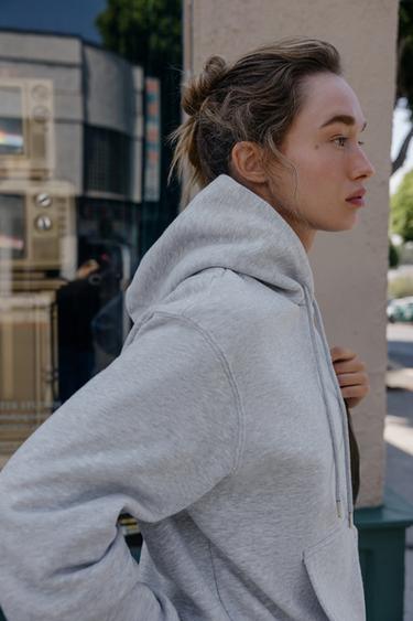 SWEAT BASIQUE À CAPUCHE - Gris chiné de Zara - Image 2