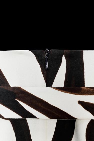 FALDA TUBO ESTAMPADO ANIMAL ZW COLLECTION - Crudo / Negro de Zara