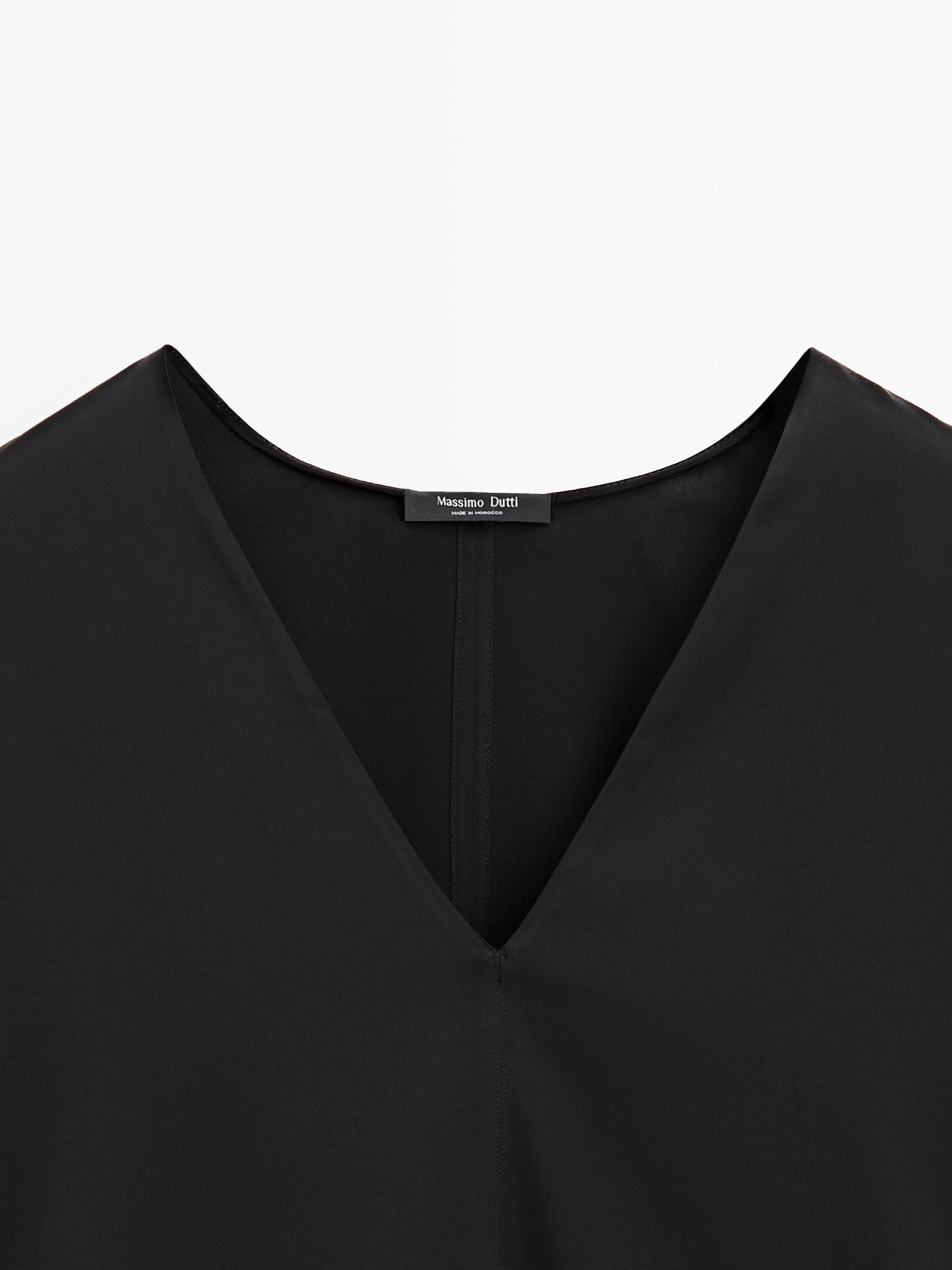 Blouse fluide à col en V