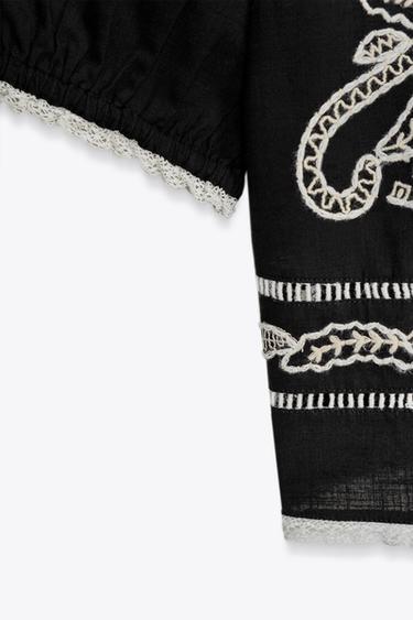 BLUSA BORDADOS CONTRASTE ZW COLLECTION - Negro de Zara
