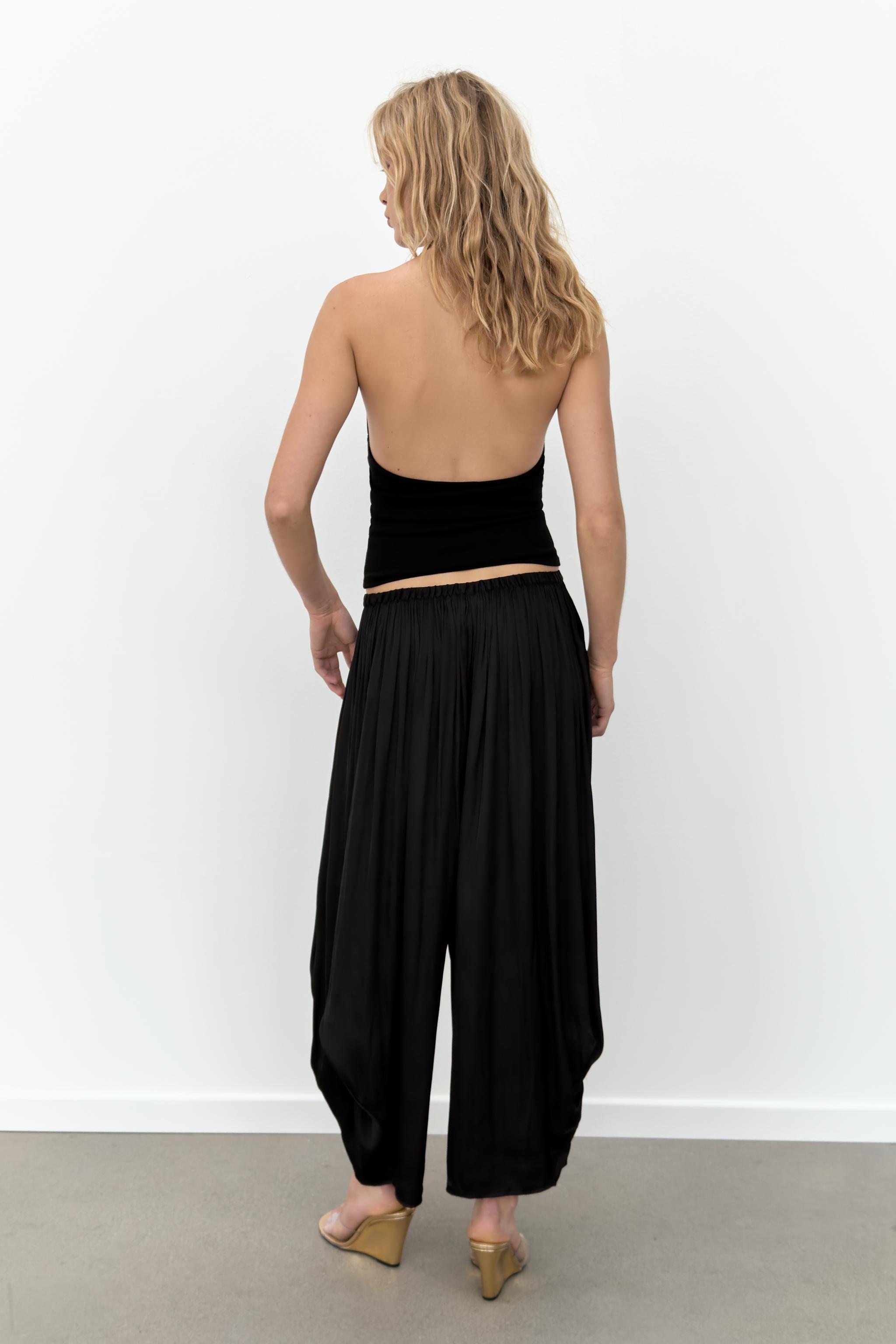 PLEATED BALLOON PANTS
