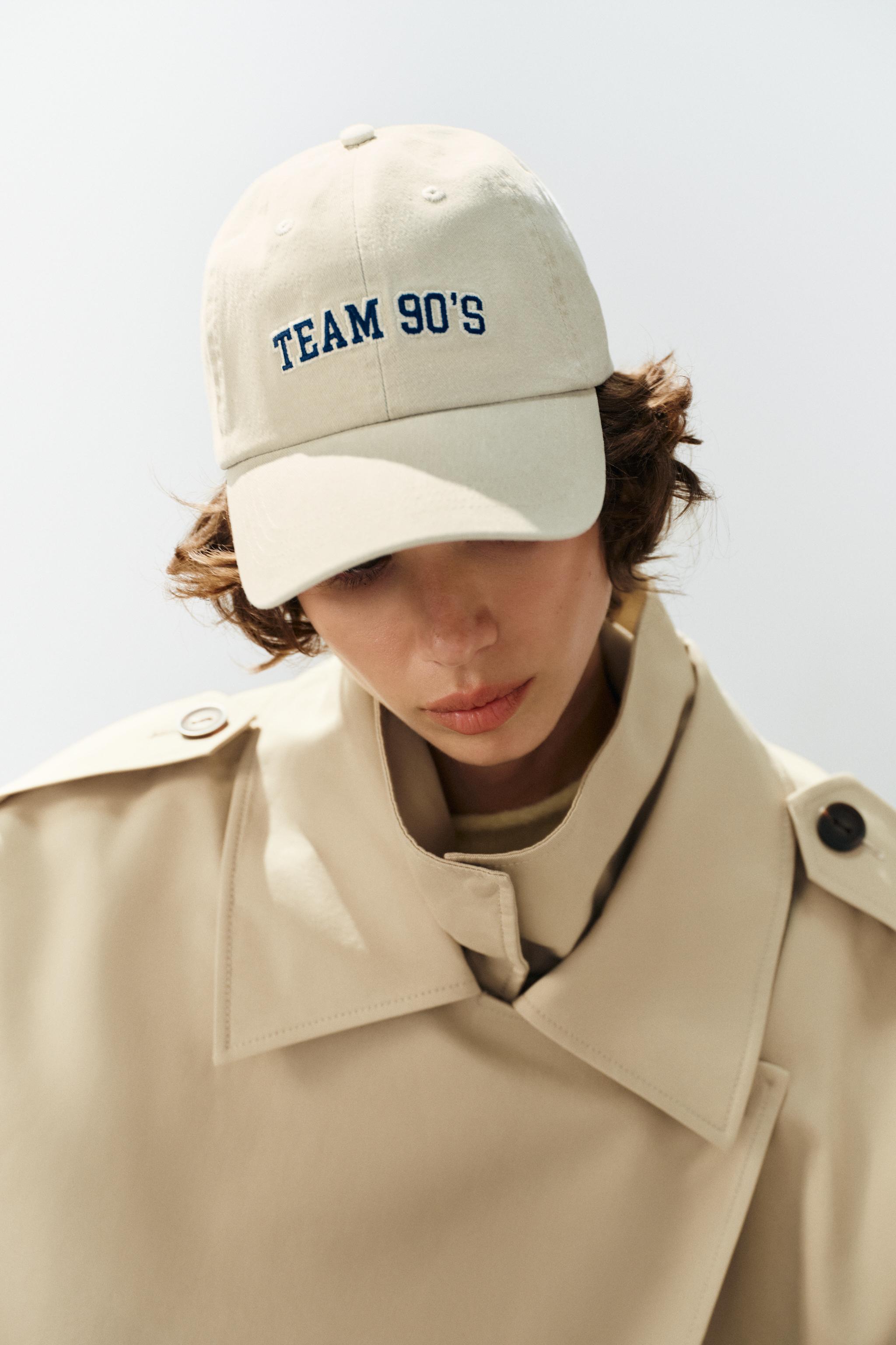 CONTRAST EMBROIDERED TWILL CAP — Ice