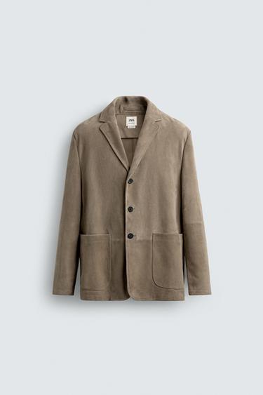 BLAZER REGULAR FIT جلد سويدي - رمل by Zara