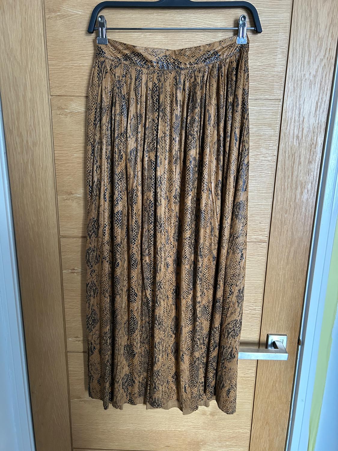 SNAKESKIN PRINT PLEATED MIDI SKIRT - Image 6