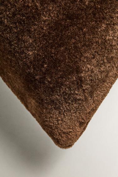 HOUSSE DE COUSSIN FAUSSE FOURRURE - Marron de Zara - Image 2