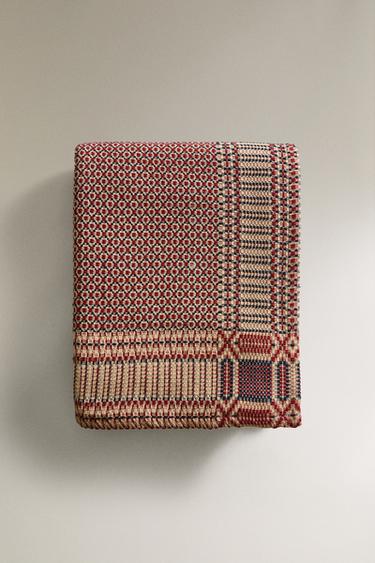 COTTON GEOMETRIC CHRISTMAS TABLECLOTH - Red by Zara - Image 4
