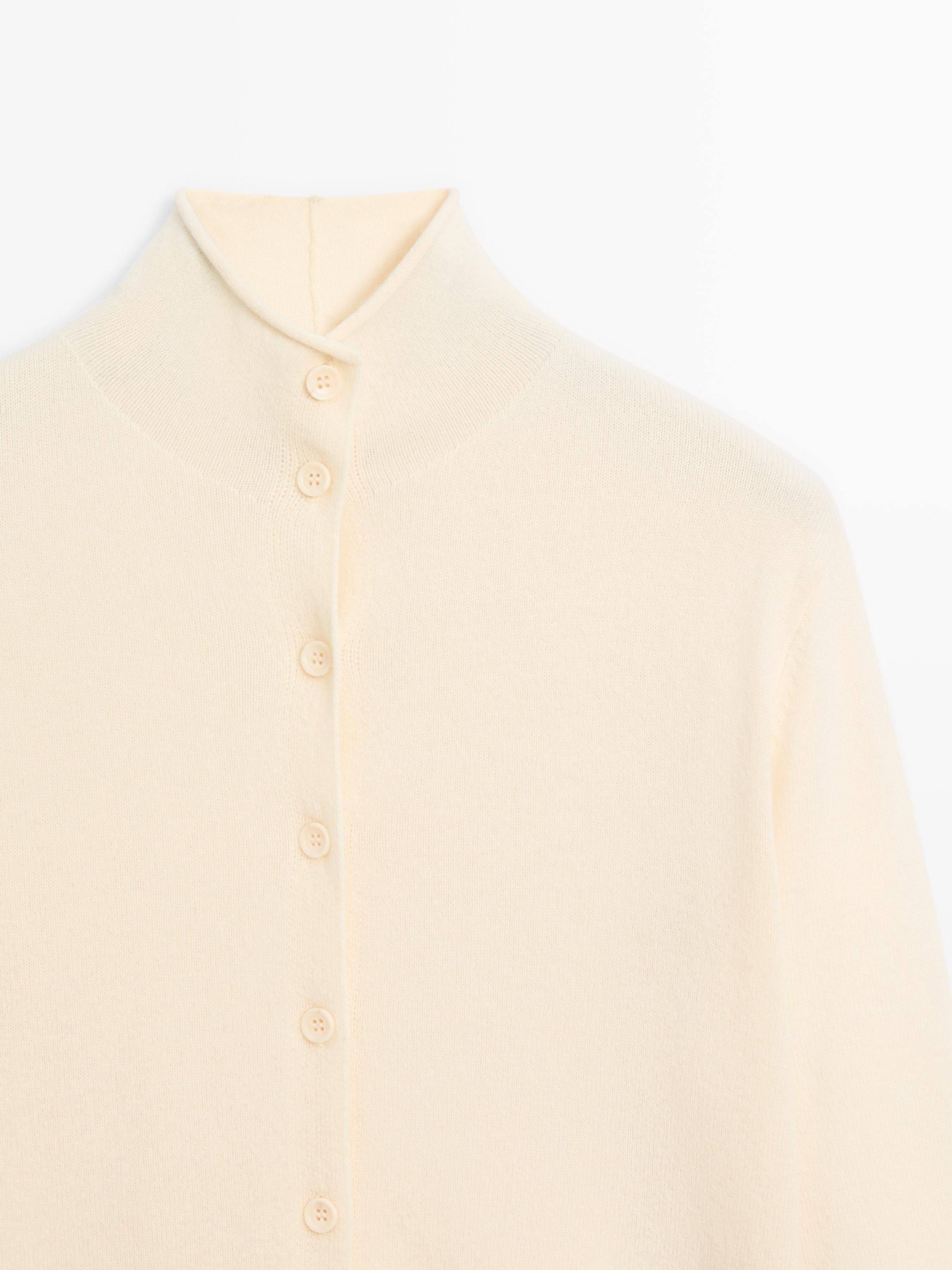 100% wool high neck knit cardigan