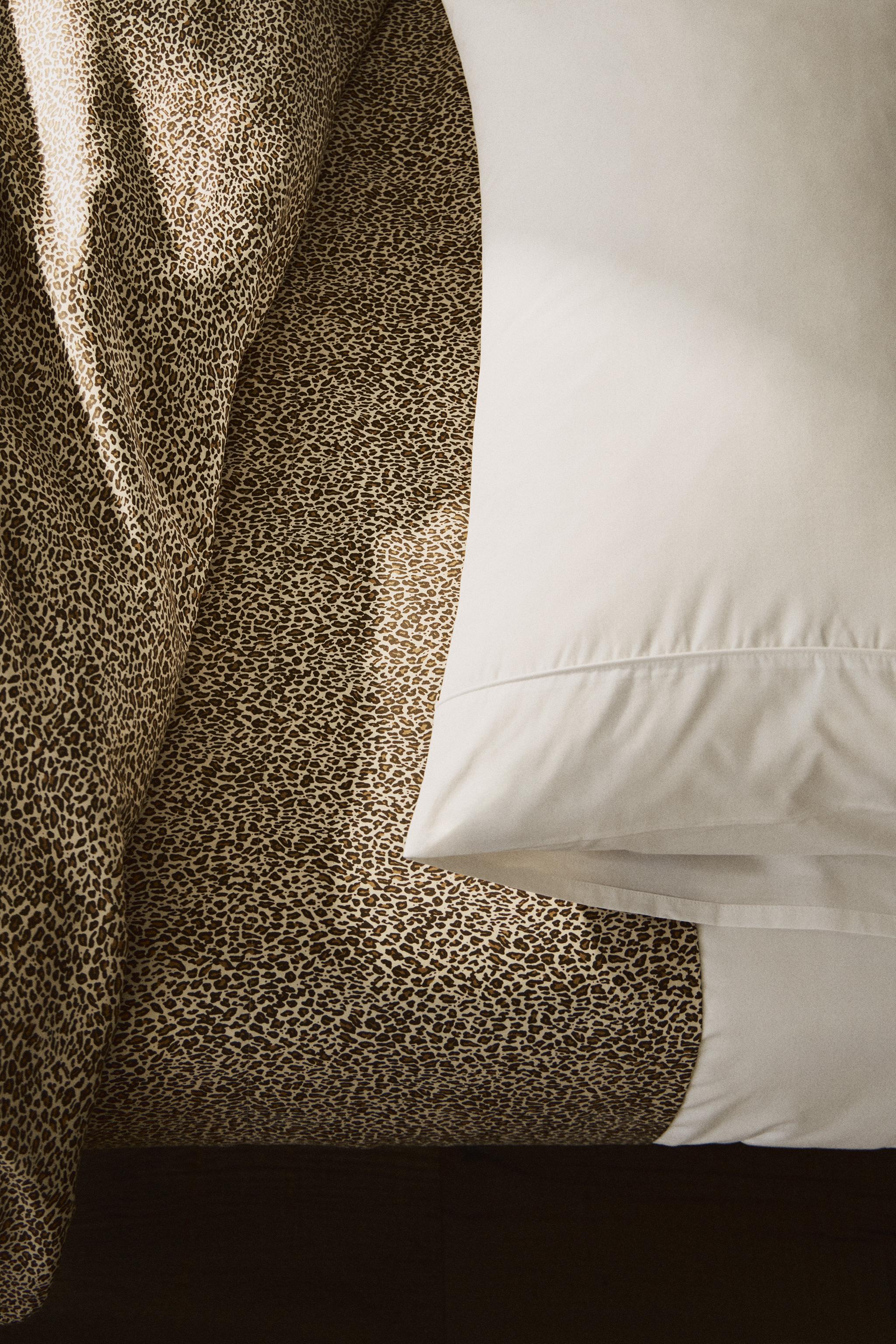DRAP DE DESSUS GIRAFE SATIN (300 FILS)
