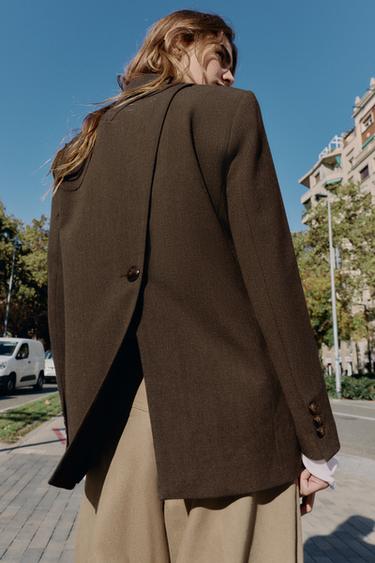 BLAZER WITH SHOULDER PADS AND BACK BUTTON DETAIL - Brown by Zara