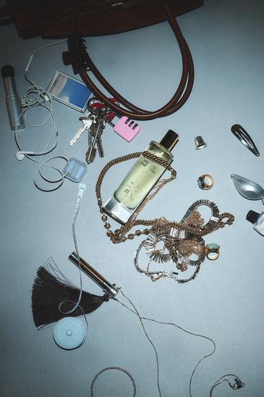 RED ZARA TEMPTATION WINTER ماء عطري 80 مل -  الخاص بـ Zara - صورة 0