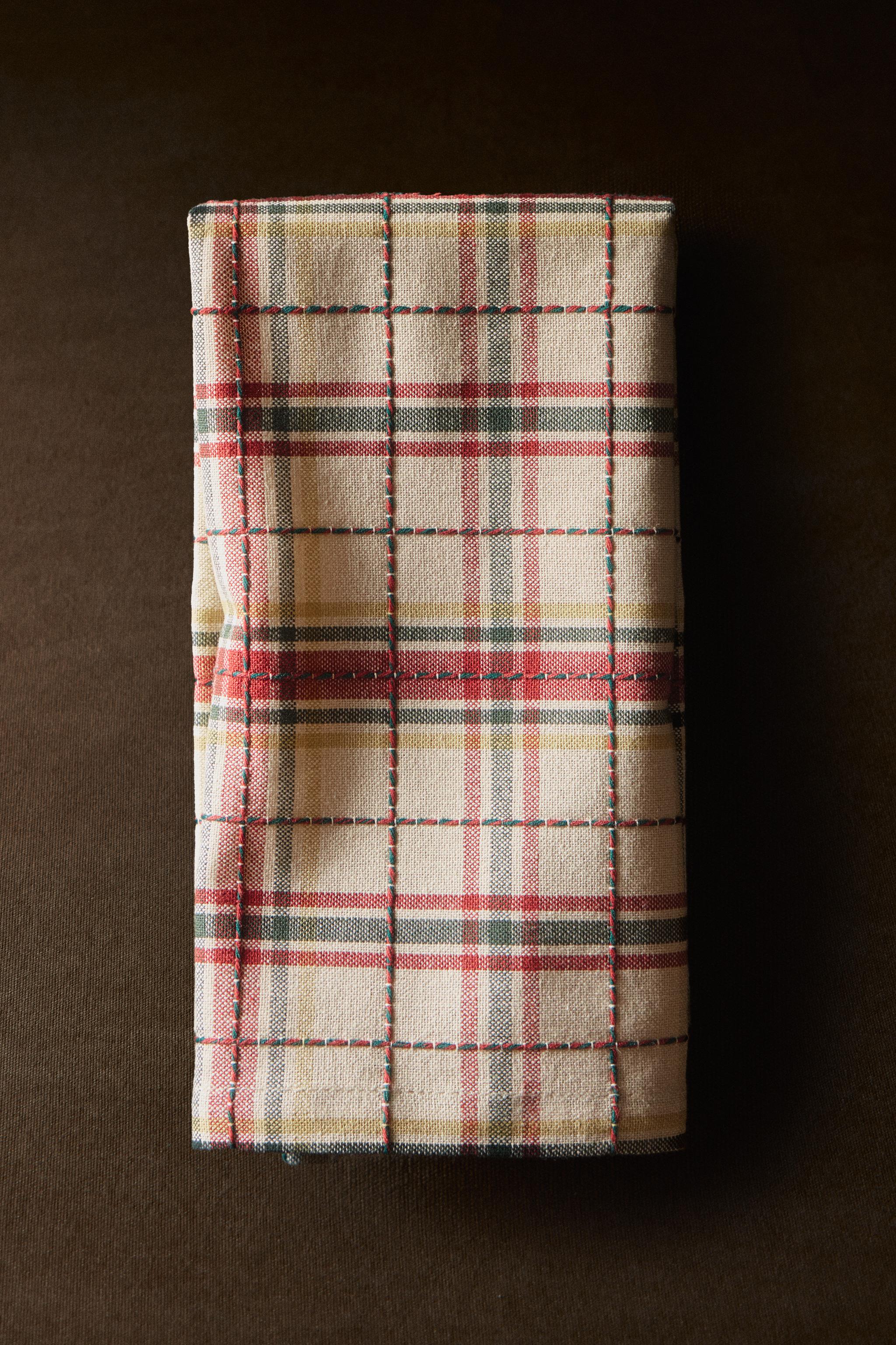 SERVIETTES DE TABLE COTON CARREAUX CŒURS NOËL (LOT DE 2)