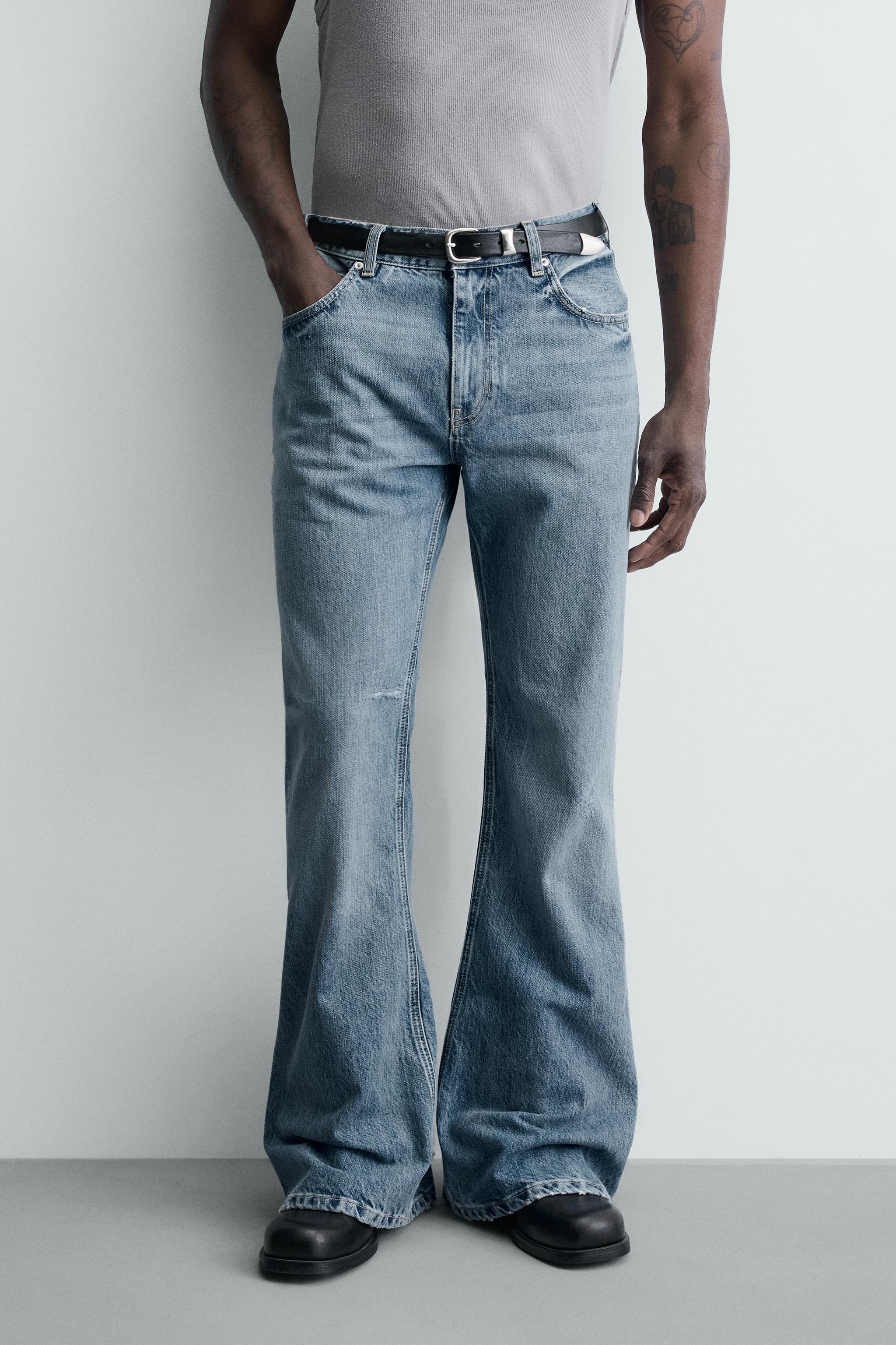 FLARE FIT JEANS