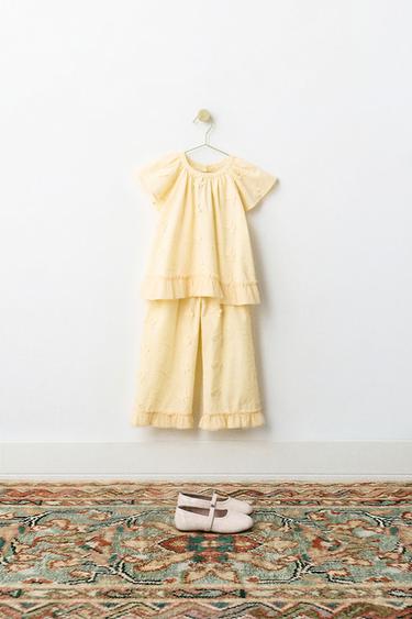 LOOK - Geranium by Zara