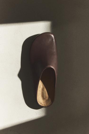 MINIMALIST LEATHER CLOGS - Chocolate Brown by Zara