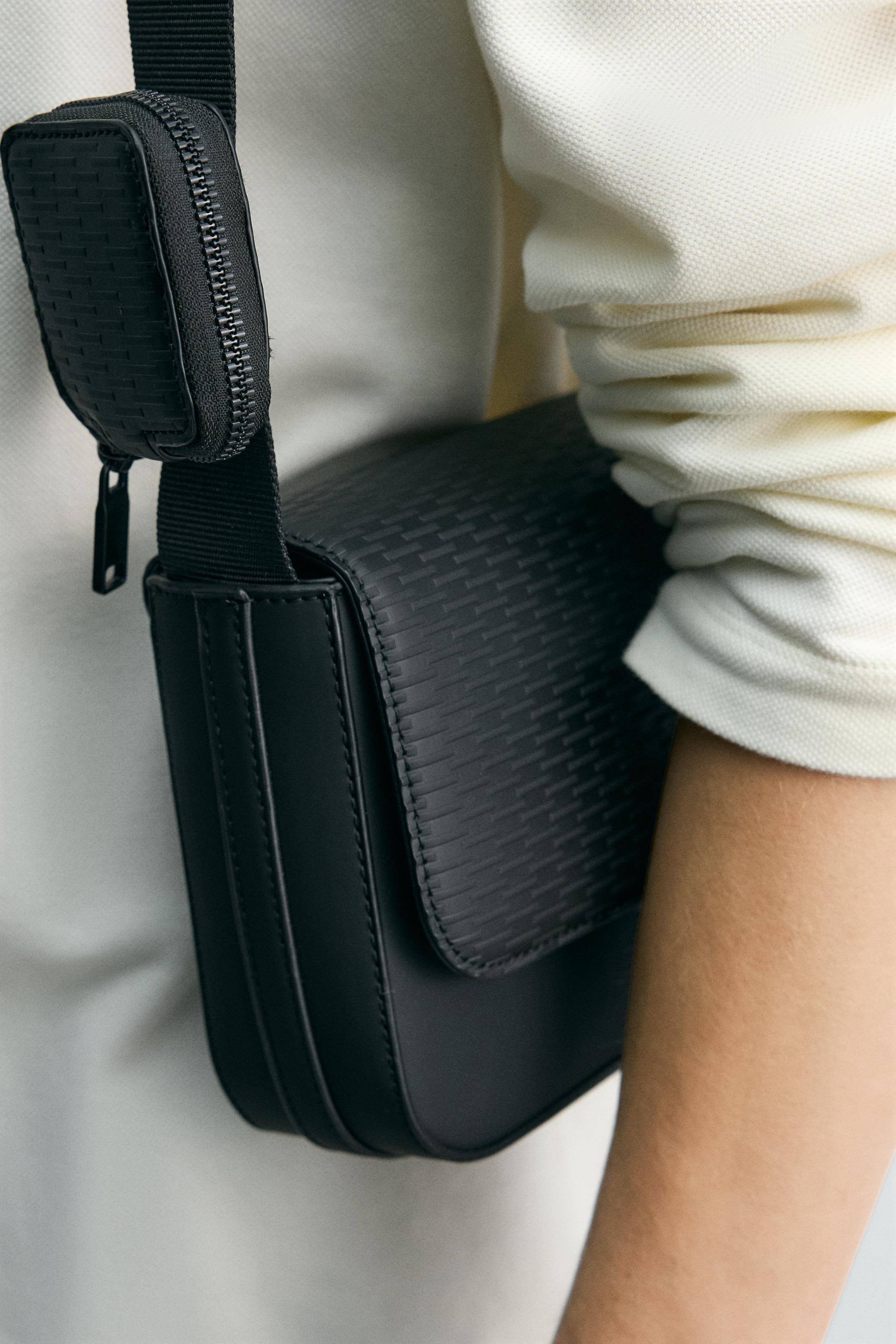 Мужские сумки Zara RUBBERIZED TEXTURE CROSSBODY