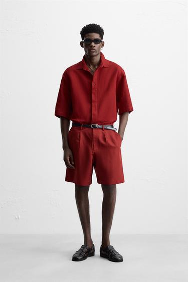 BERMUDA STRUCTURÉ COTON - LIN - Rouge soutenu de Zara