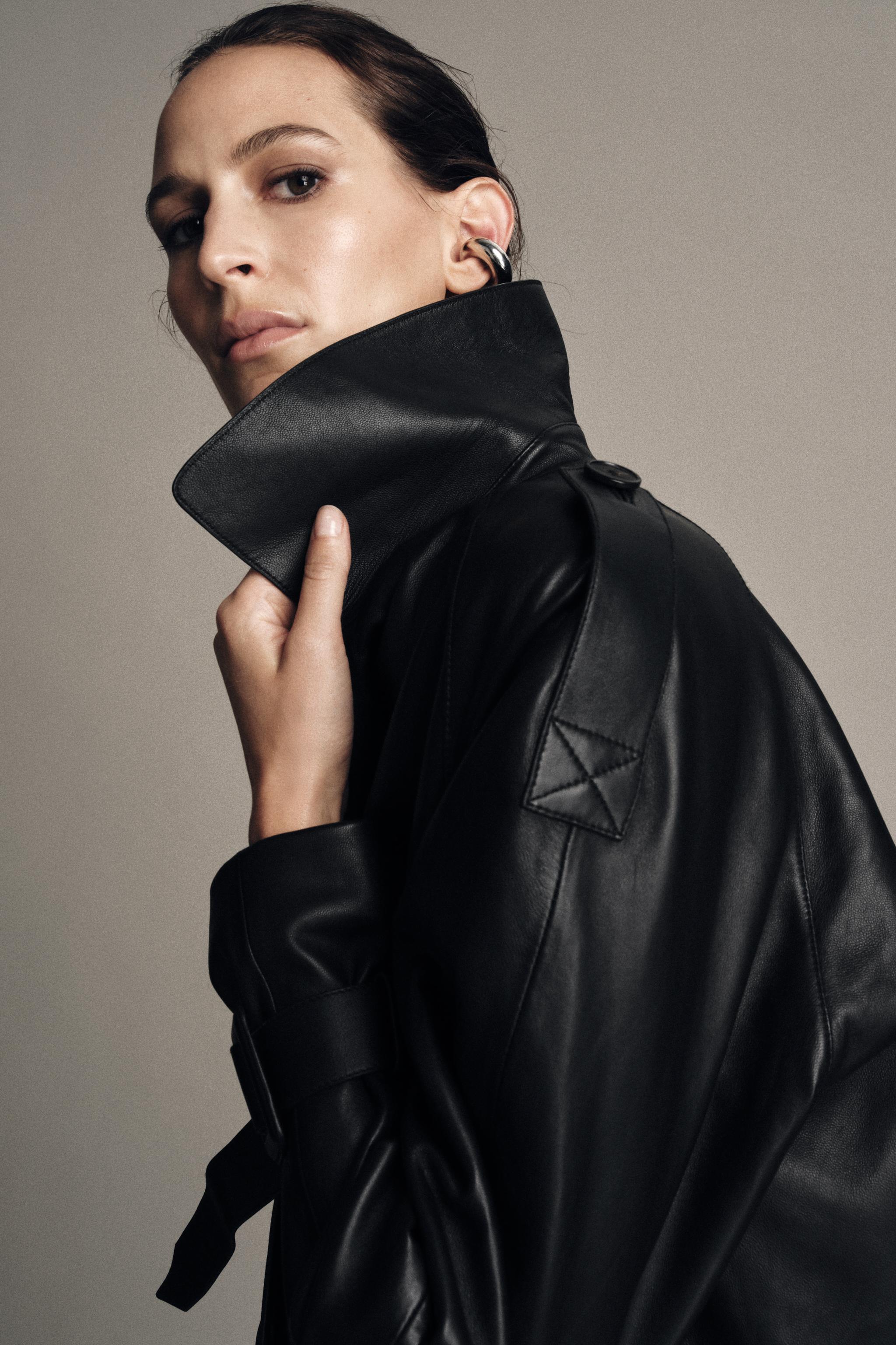 ZARA 黒 レザージャケット ボア襟付き ZARA - 【完売品】ZARA ボア&フェイクレザージャケット Lサイズ