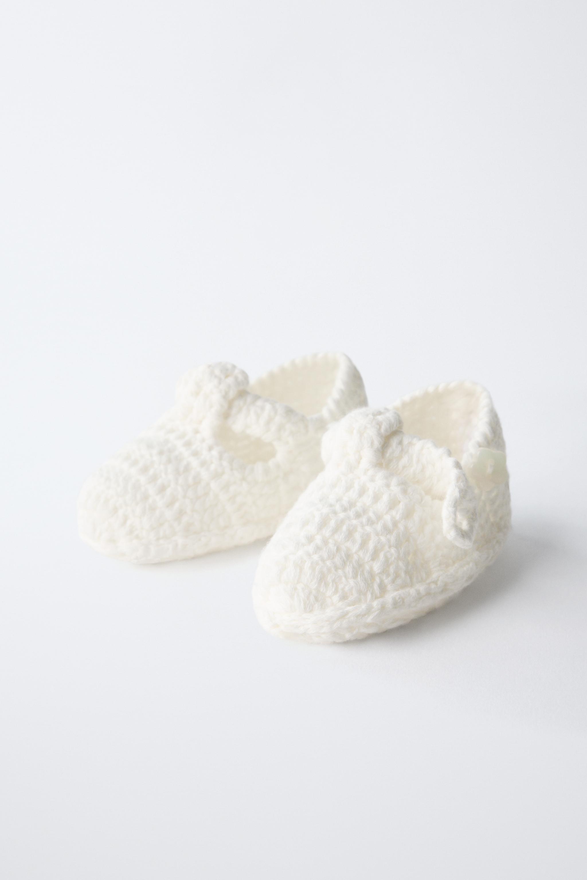 CHAUSSONS EN MAILLE