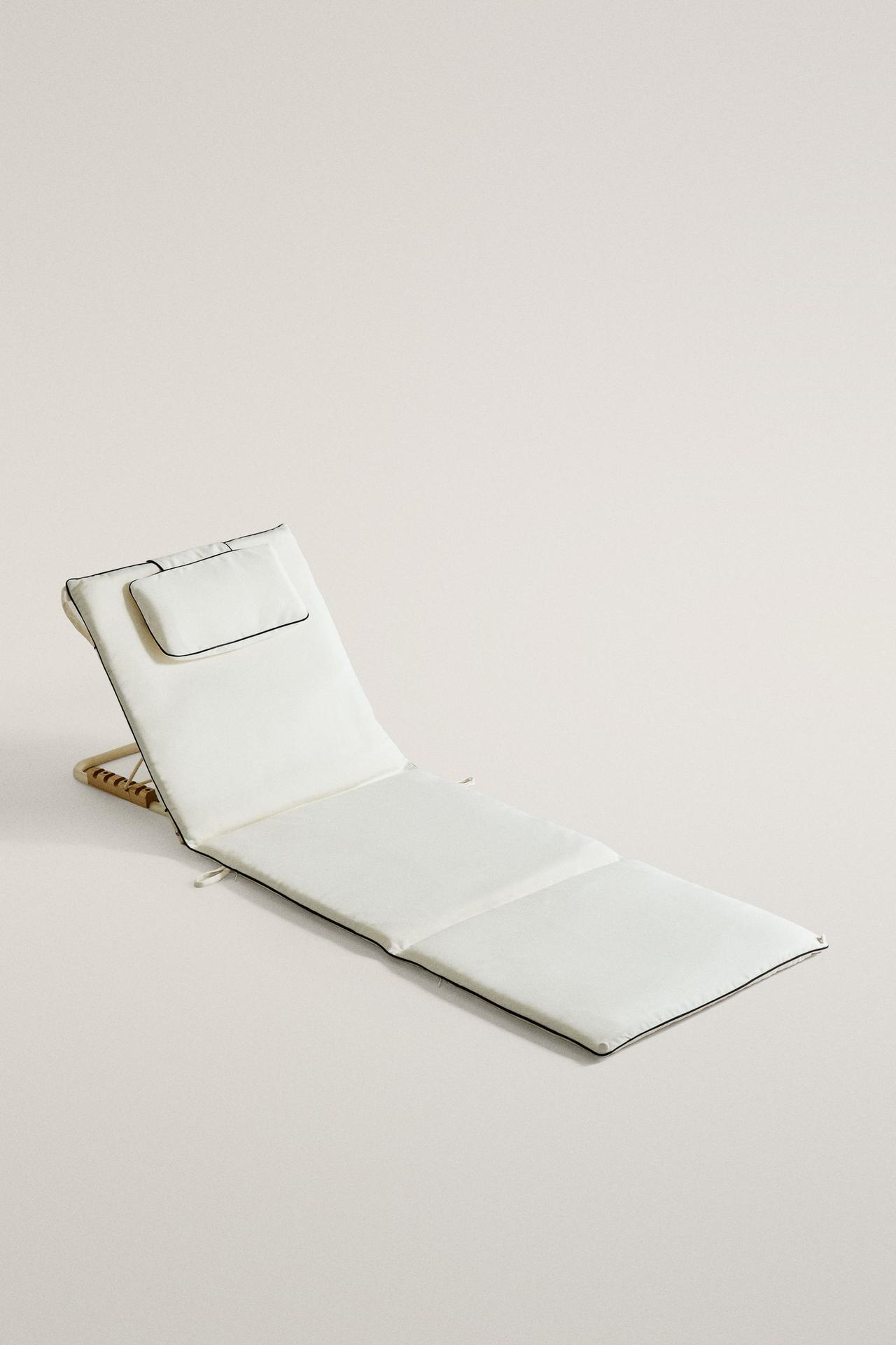 FOLDABLE FLOOR BEACH LOUNGER — Ecru