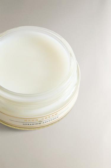 (40 G) GERANIUM, LAVENDER HAND CREAM - White / Pink by Zara - Image 1