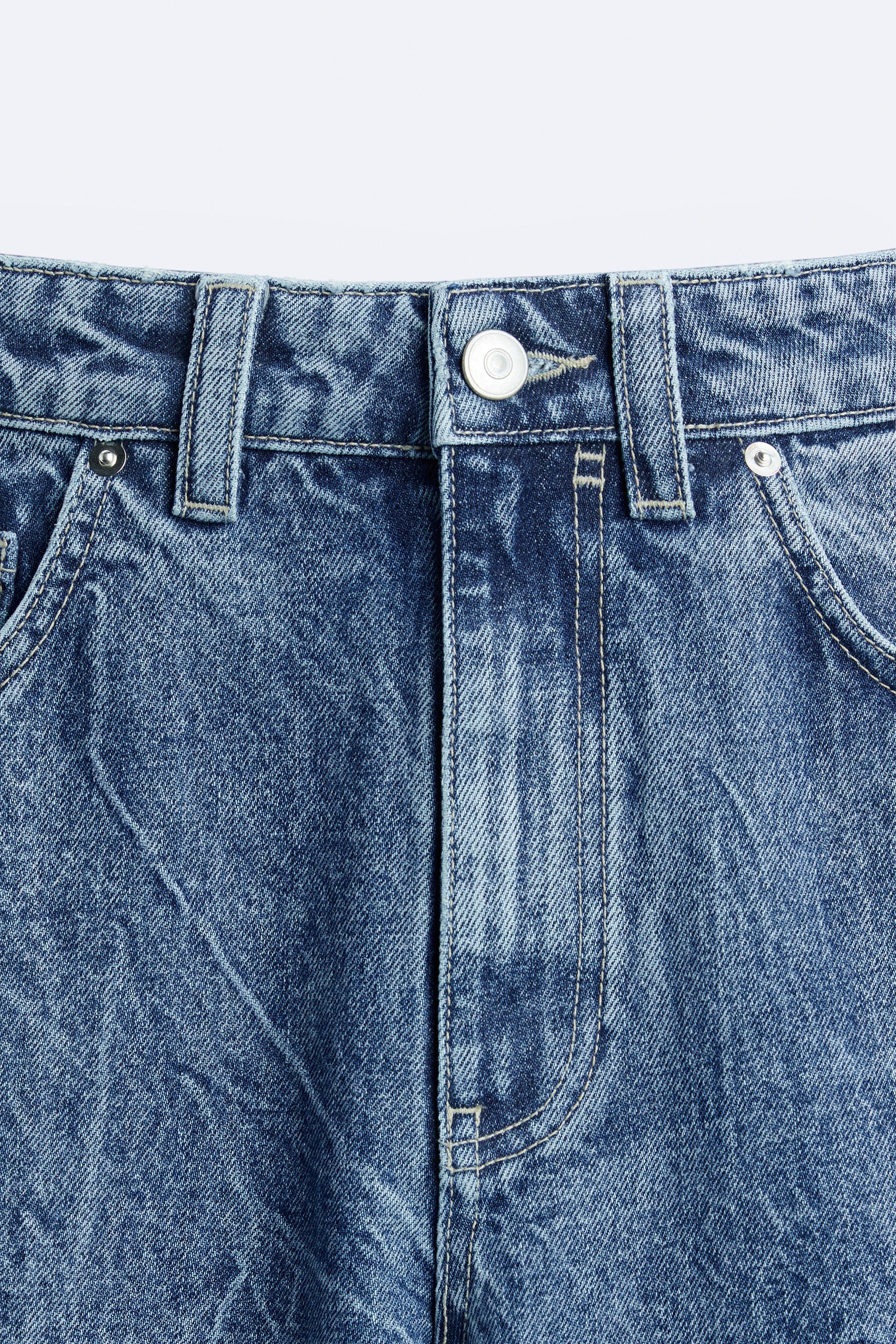 JEANS WITH NO SIDE SEAM