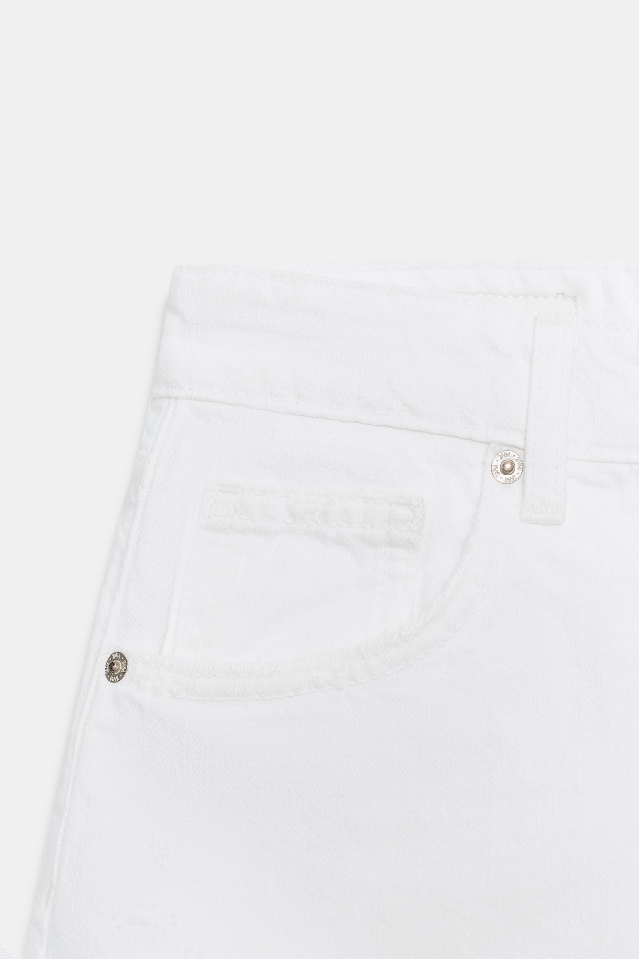 SHORT EN JEAN TRF TAILLE HAUTE DÉCHIRÉ