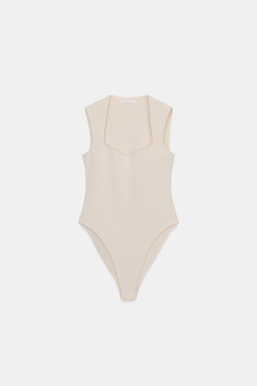 BODY MIT ECKIGEM AUSSCHNITT UND STRETCH - Cremefarben von Zara