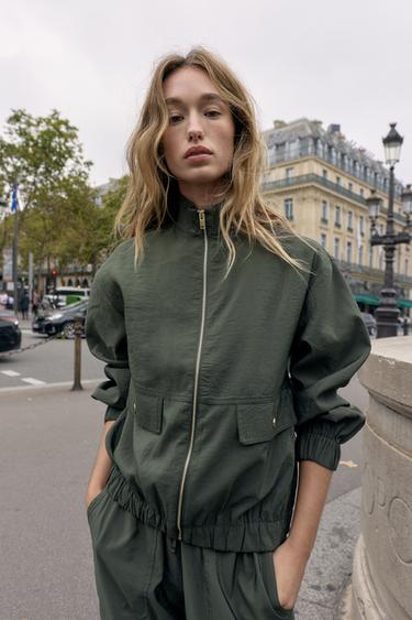 Zara BOMBER JAKNA SA VISOKOM KRAGNOM – Kaki