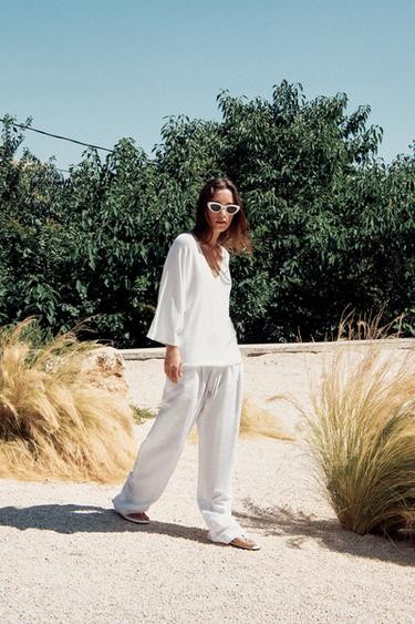 FLOWING V-NECK KNIT TOP - White by Zara